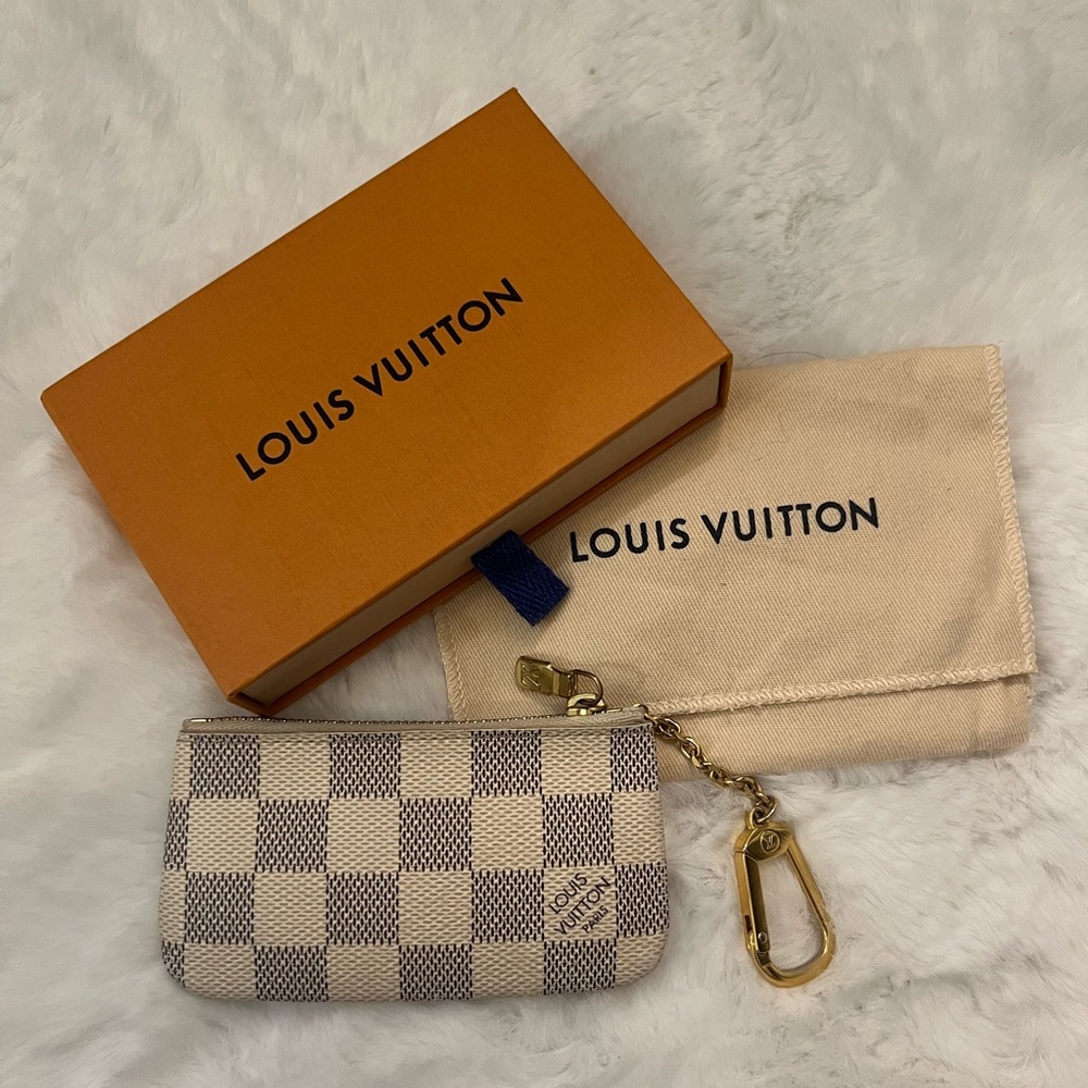 Louis Vuitton Damier Azur Key Pouch (VINTAGE DISCONTINUED)